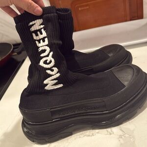 McQueen sneaker triples sole